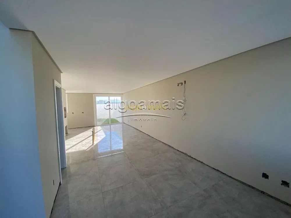 Casa, 3 quartos, 122 m² - Foto 2