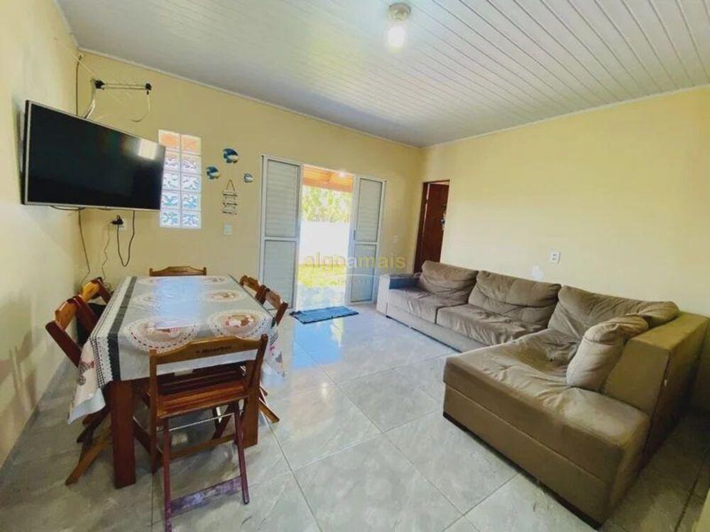 Casa, 3 quartos, 110 m² - Foto 1