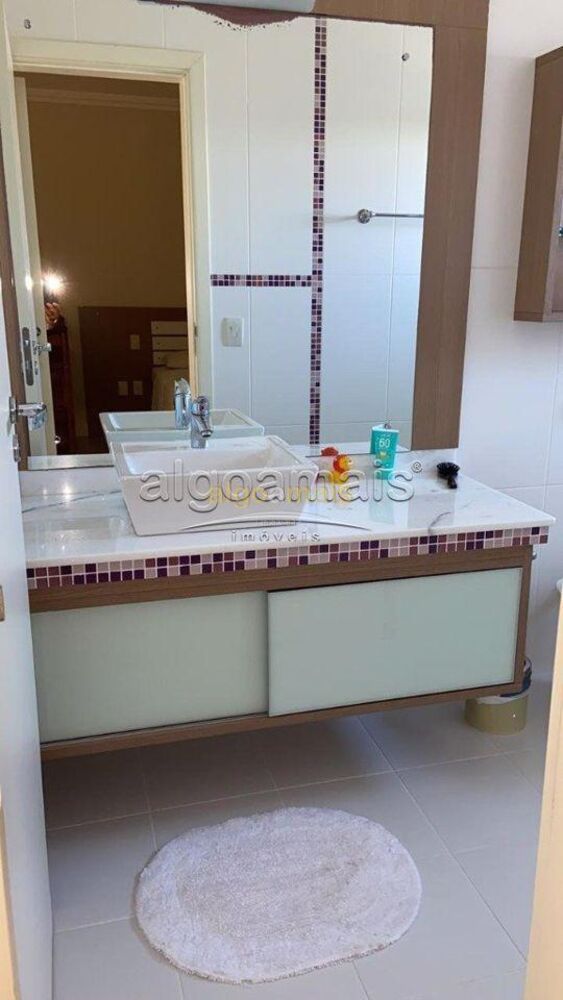 Casa de Condomínio à venda com 5 quartos, 300m² - Foto 5