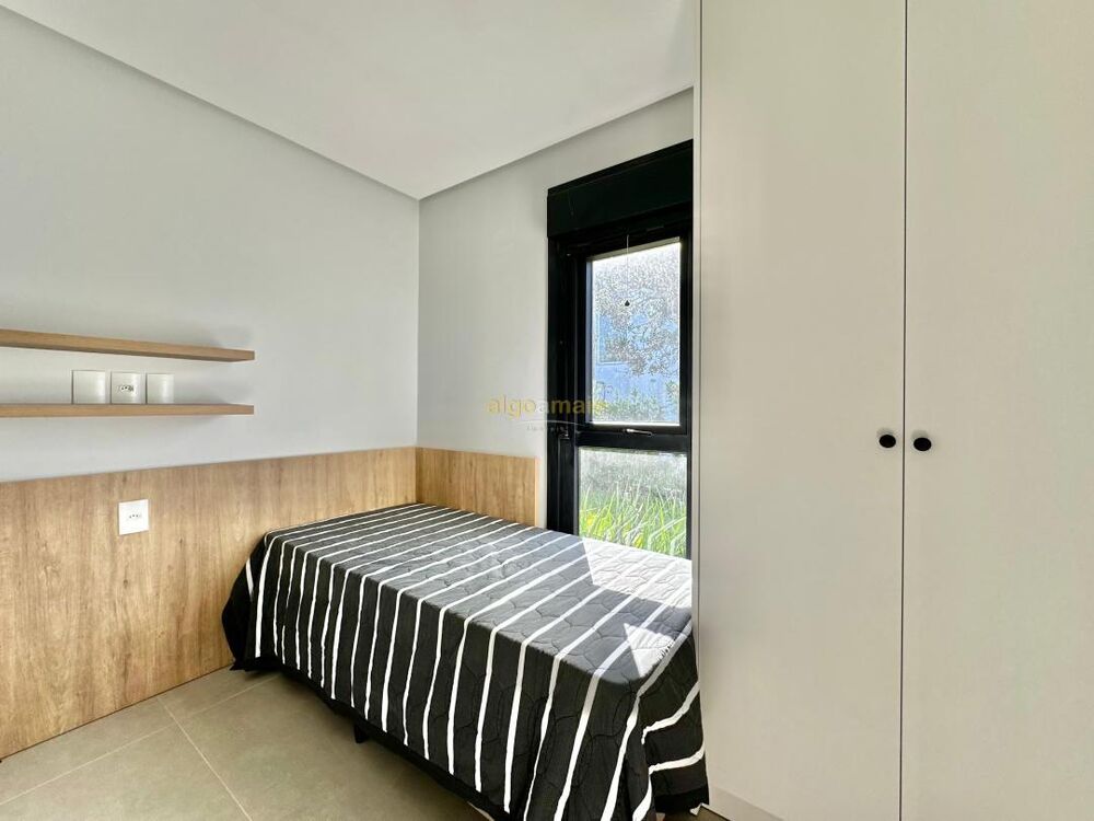 Casa de Condomínio à venda com 4 quartos, 400m² - Foto 7