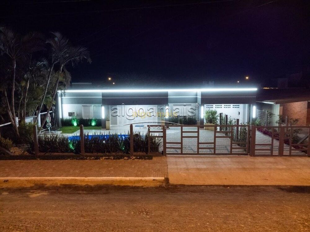 Casa, 5 quartos, 220 m² - Foto 40