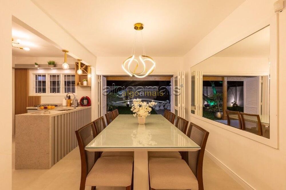 Casa, 5 quartos, 220 m² - Foto 35