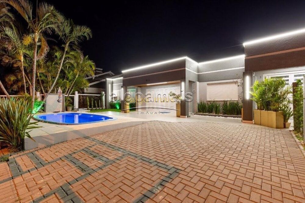 Casa, 5 quartos, 220 m² - Foto 39