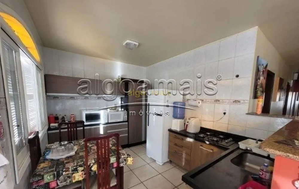 Casa, 3 quartos, 210 m² - Foto 6
