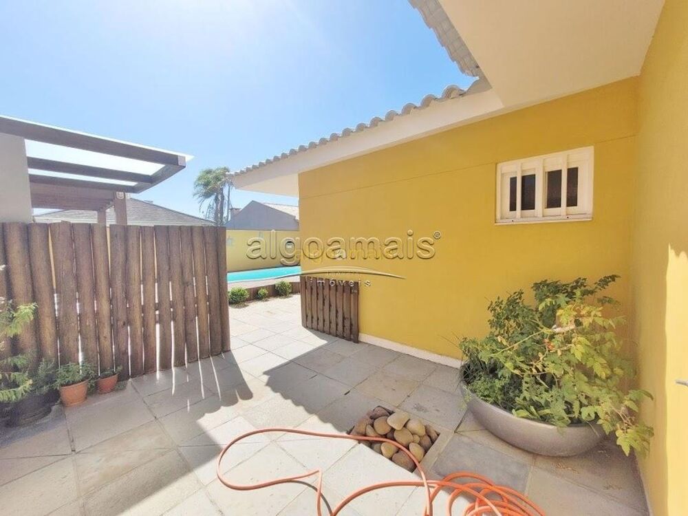 Casa, 3 quartos, 172 m² - Foto 2