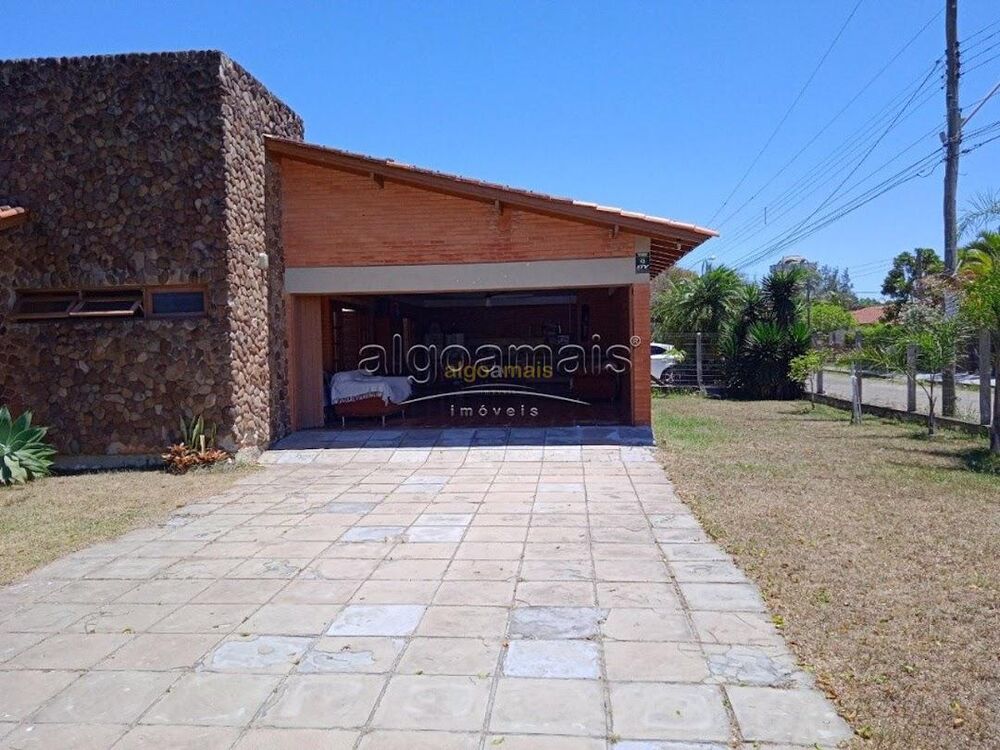 Casa, 3 quartos, 221 m² - Foto 3