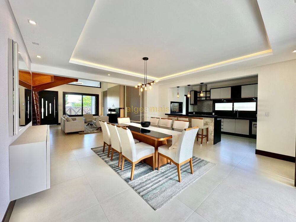 Casa, 4 quartos, 262 m² - Foto 4