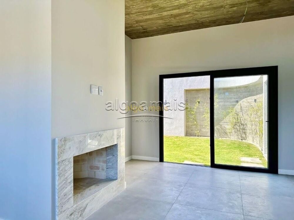 Casa de Condomínio à venda com 4 quartos, 168m² - Foto 9