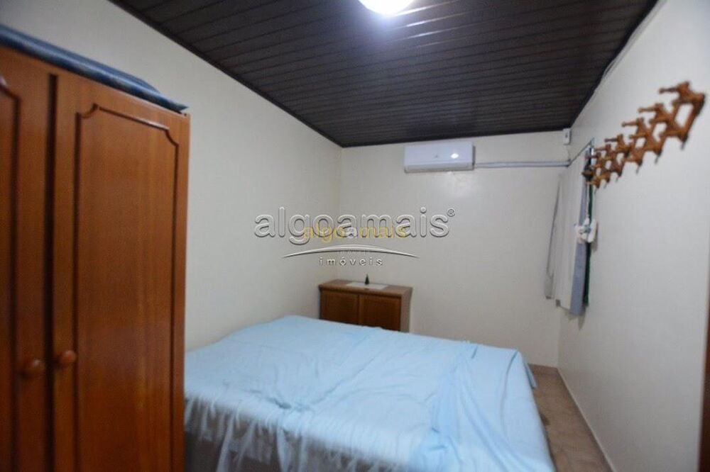 Casa, 3 quartos, 204 m² - Foto 3
