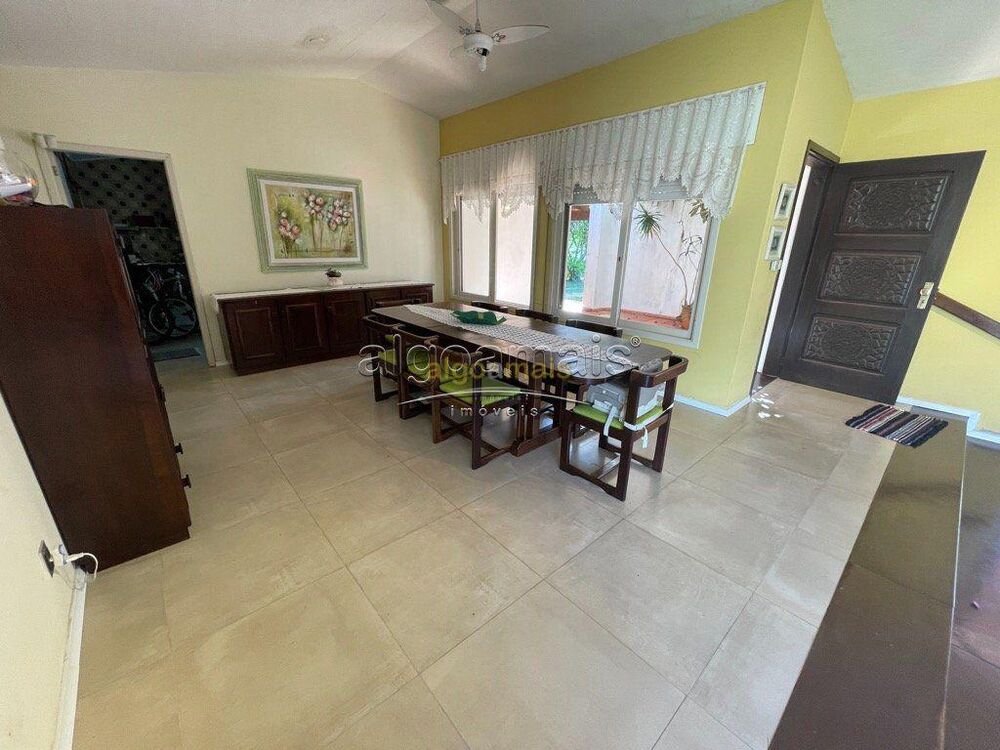 Casa, 3 quartos, 223 m² - Foto 2