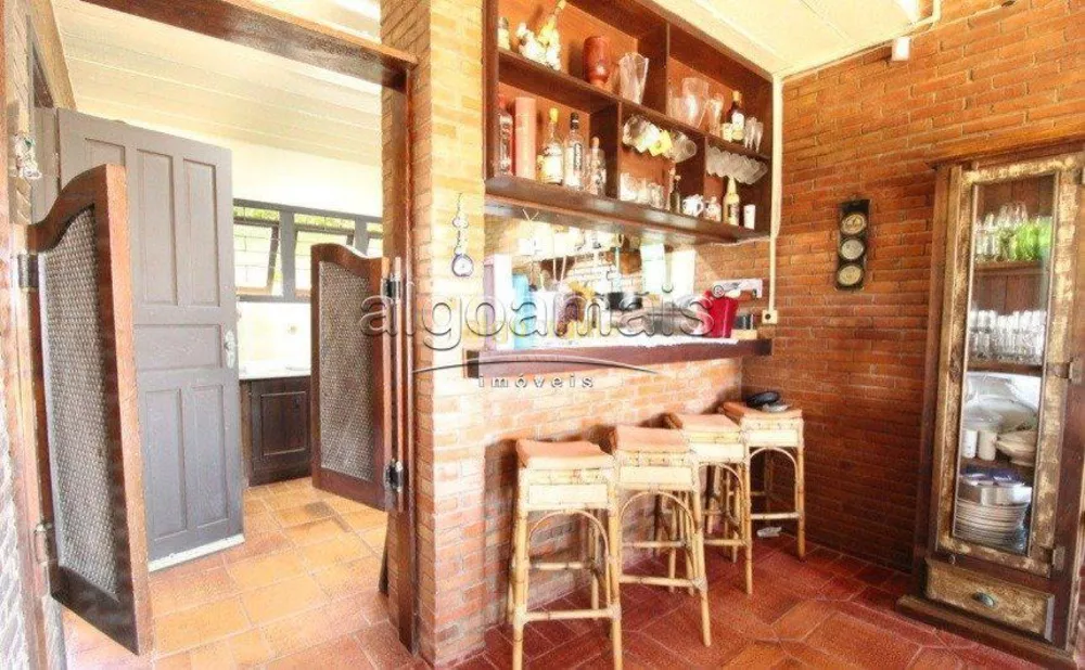 Casa, 3 quartos, 250 m² - Foto 1