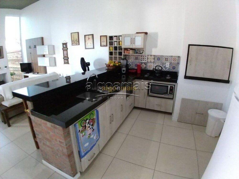 Casa, 4 quartos, 180 m² - Foto 3