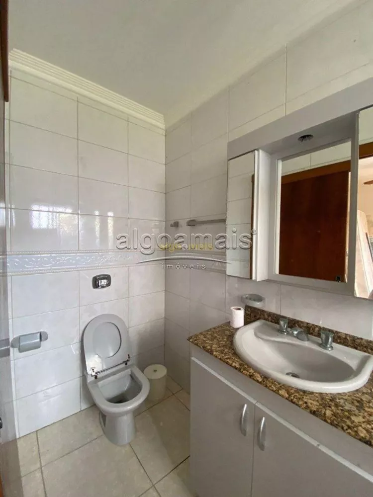 Casa, 4 quartos, 197 m² - Foto 1