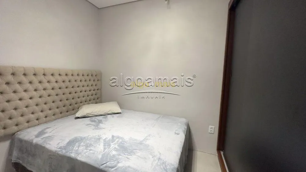 Casa, 5 quartos, 306 m² - Foto 2