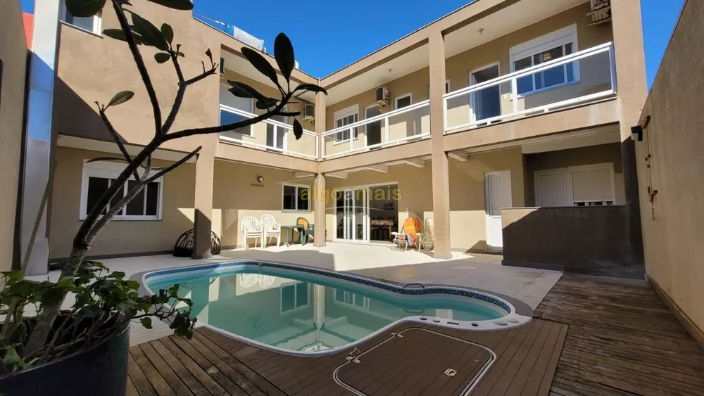 Casa, 6 quartos, 315 m² - Foto 9