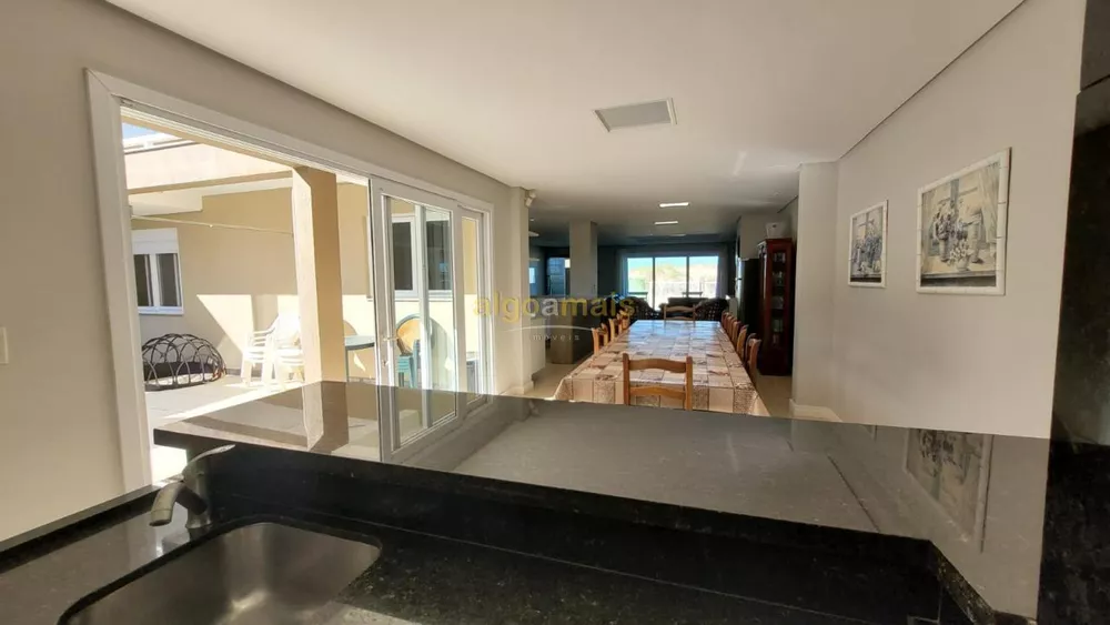 Casa, 6 quartos, 315 m² - Foto 6