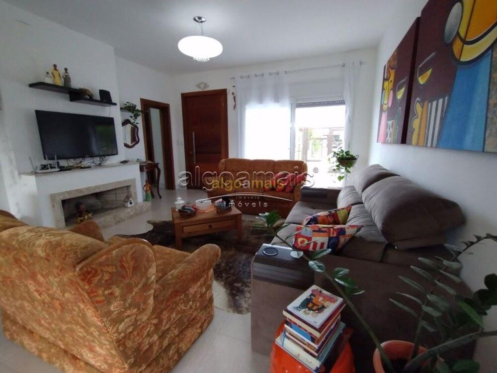 Casa, 3 quartos, 156 m² - Foto 1