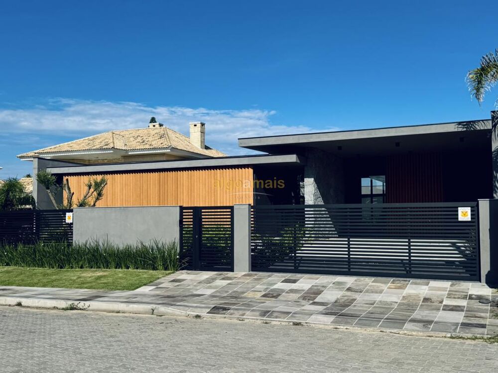 Casa à venda com 4 quartos, 369m² - Foto 3