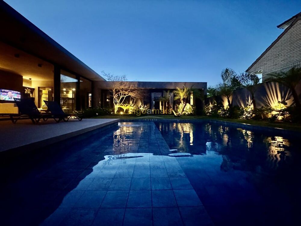Casa à venda com 4 quartos, 369m² - Foto 17