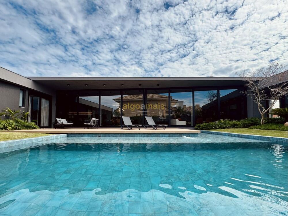 Casa à venda com 4 quartos, 369m² - Foto 13
