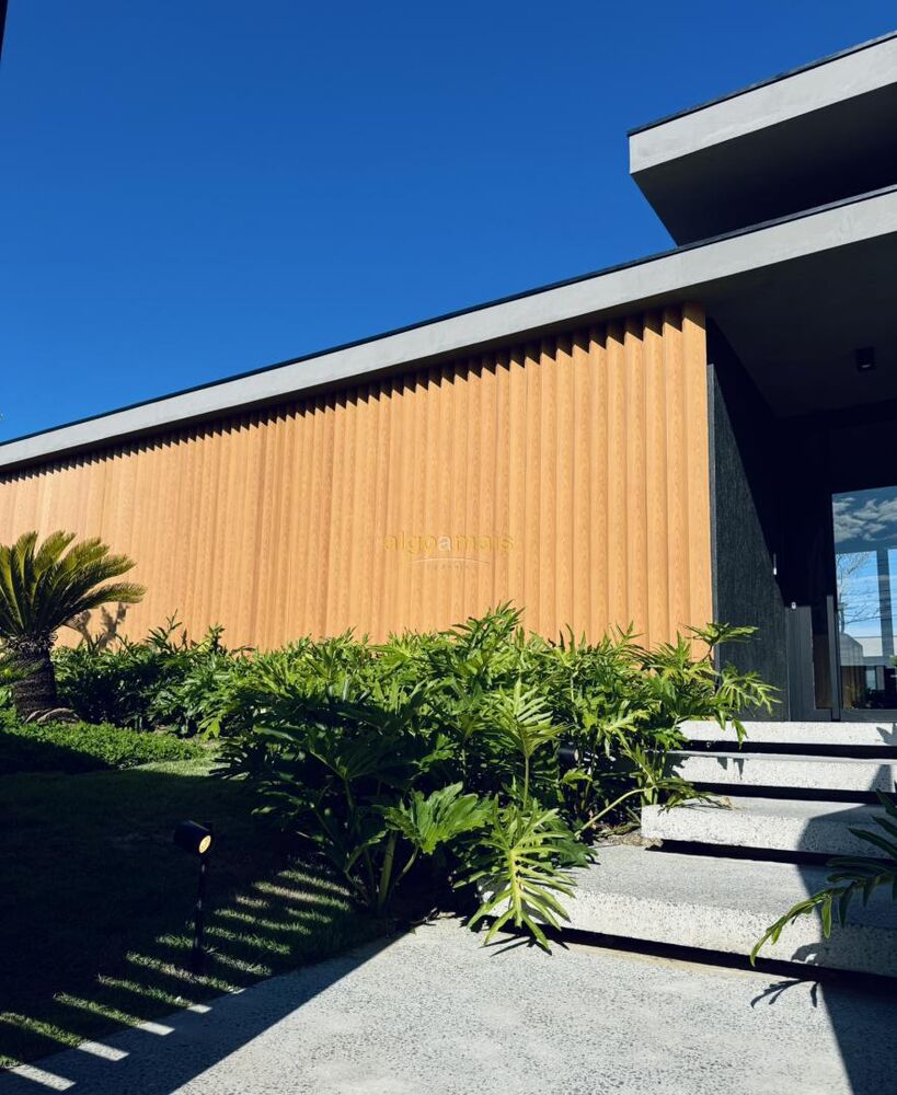 Casa à venda com 4 quartos, 369m² - Foto 7