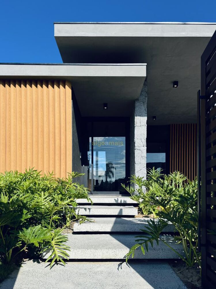 Casa à venda com 4 quartos, 369m² - Foto 16