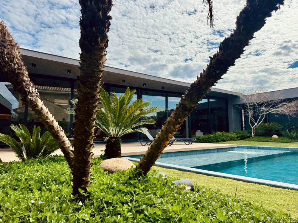 Casa à venda com 4 quartos, 369m² - Foto 14