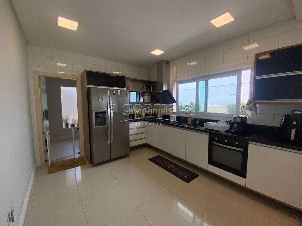 Casa, 3 quartos, 187 m² - Foto 11