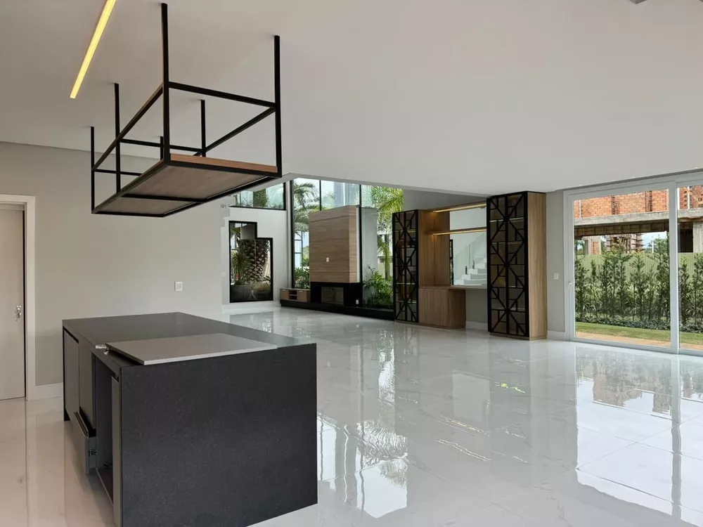 Casa de Condomínio à venda com 5 quartos, 338m² - Foto 14