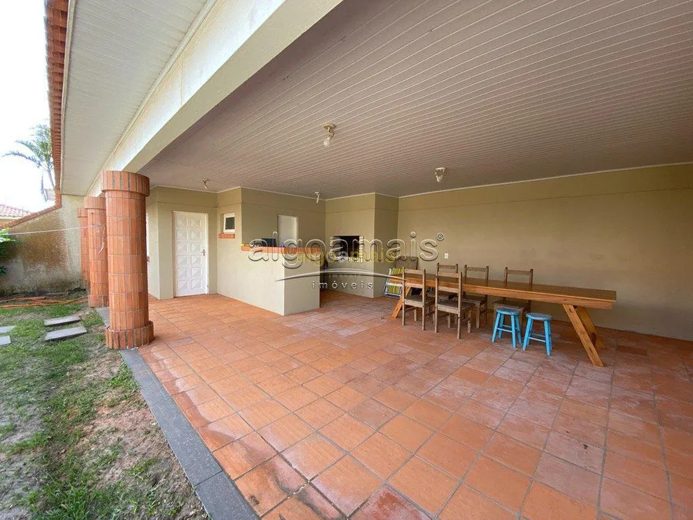 Casa, 4 quartos, 225 m² - Foto 3