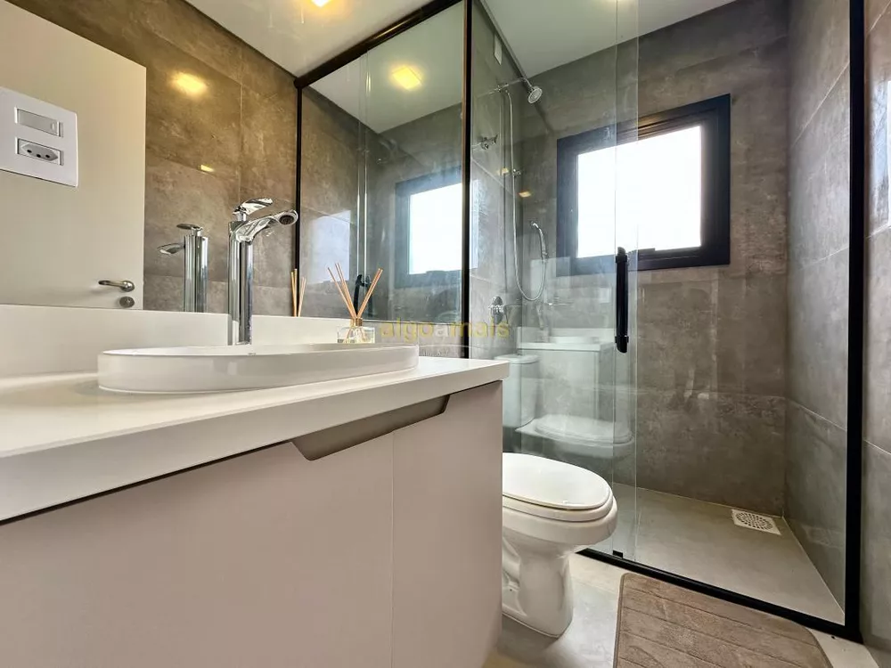 Casa, 4 quartos, 212 m² - Foto 3