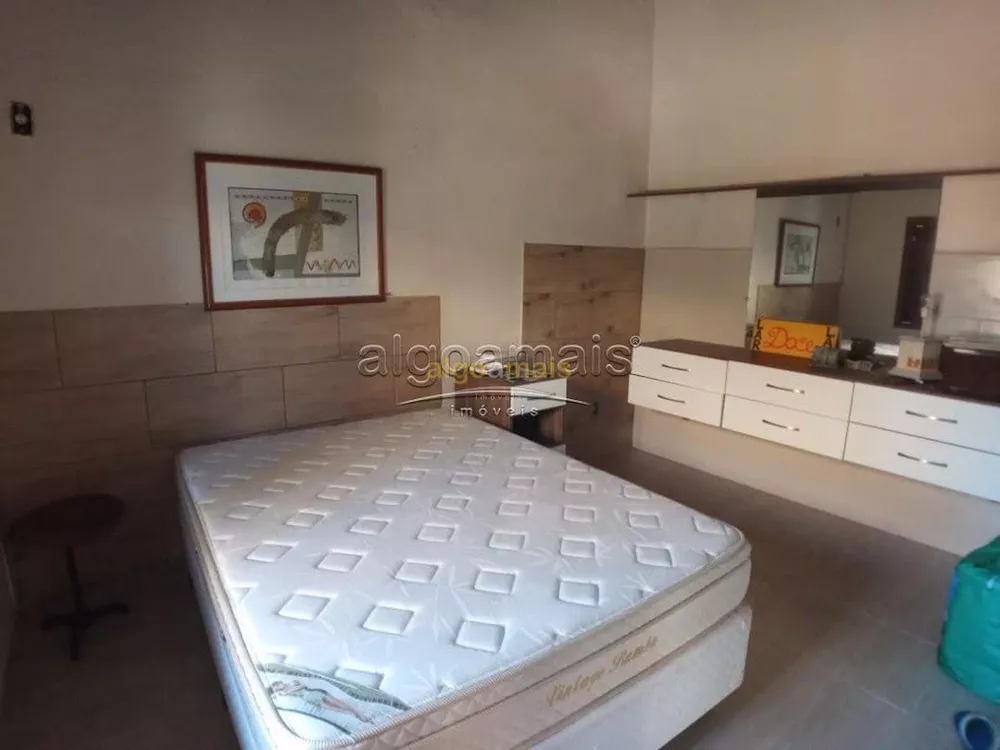Casa, 6 quartos, 259 m² - Foto 4