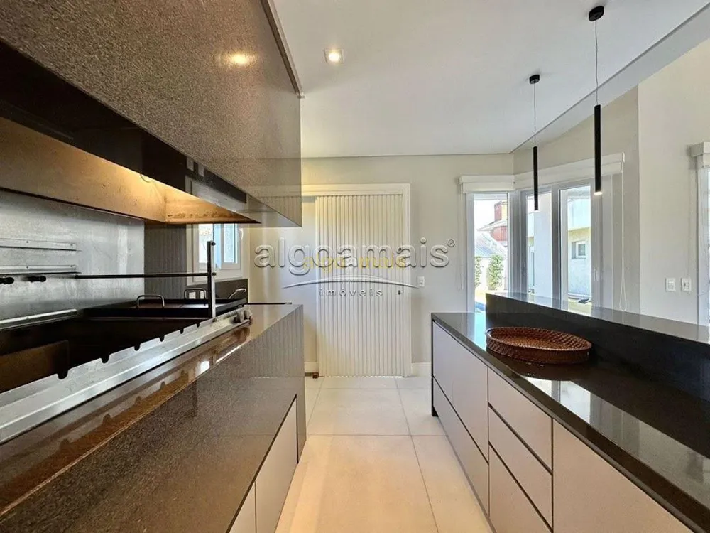 Casa, 4 quartos, 260 m² - Foto 5