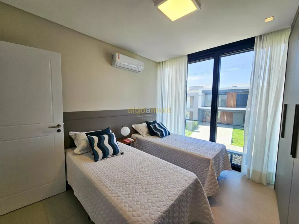 Casa de Condomínio, 5 quartos - Foto 1
