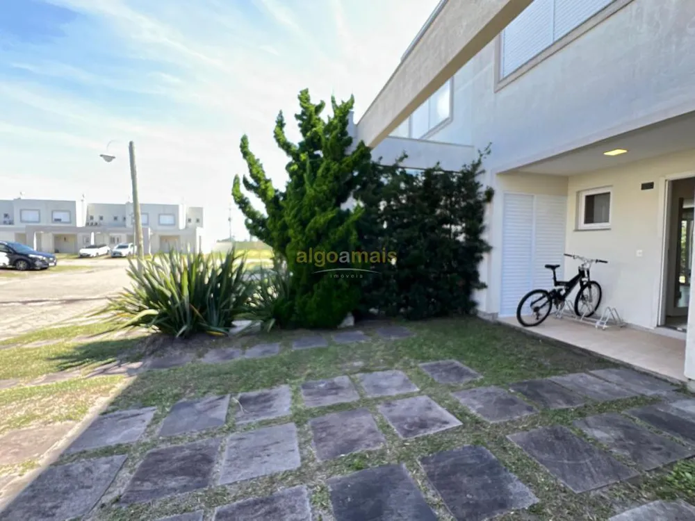 Casa, 3 quartos, 128 m² - Foto 1
