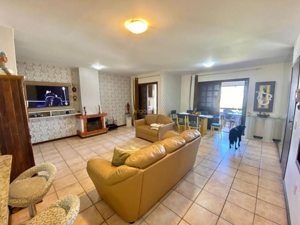 Apartamento, 3 quartos, 130 m² - Foto 1