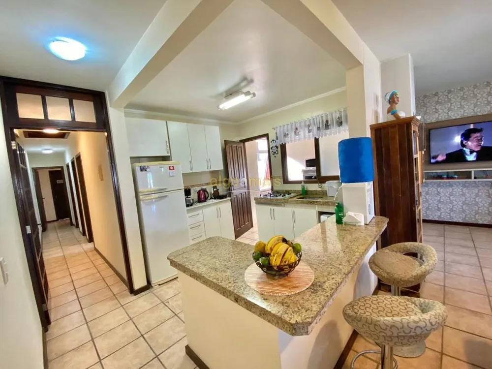 Apartamento, 3 quartos, 130 m² - Foto 1