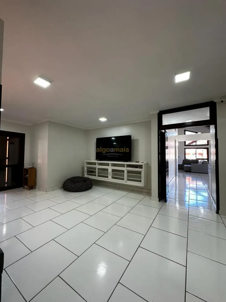 Casa, 4 quartos, 125 m² - Foto 1