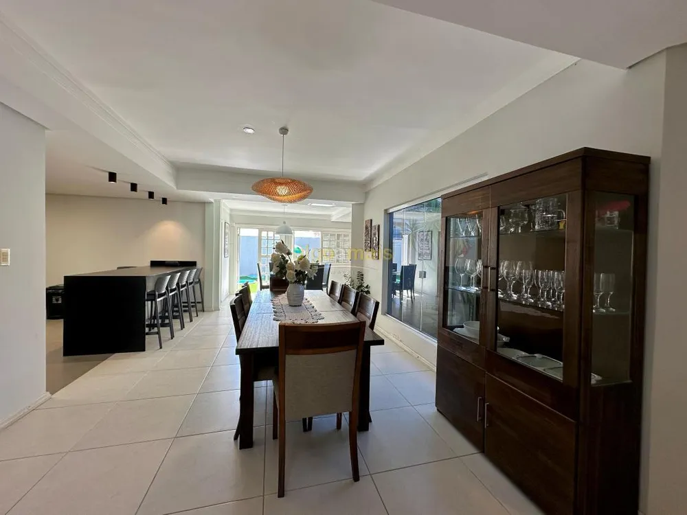 Casa, 5 quartos, 286 m² - Foto 3