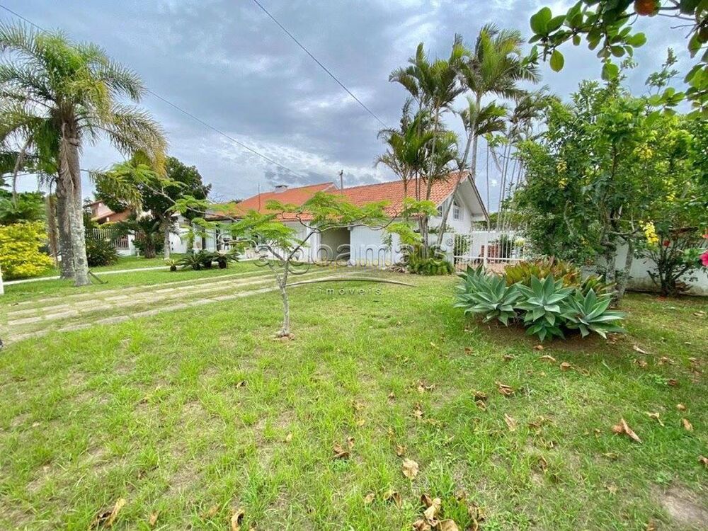 Casa, 4 quartos, 200 m² - Foto 1