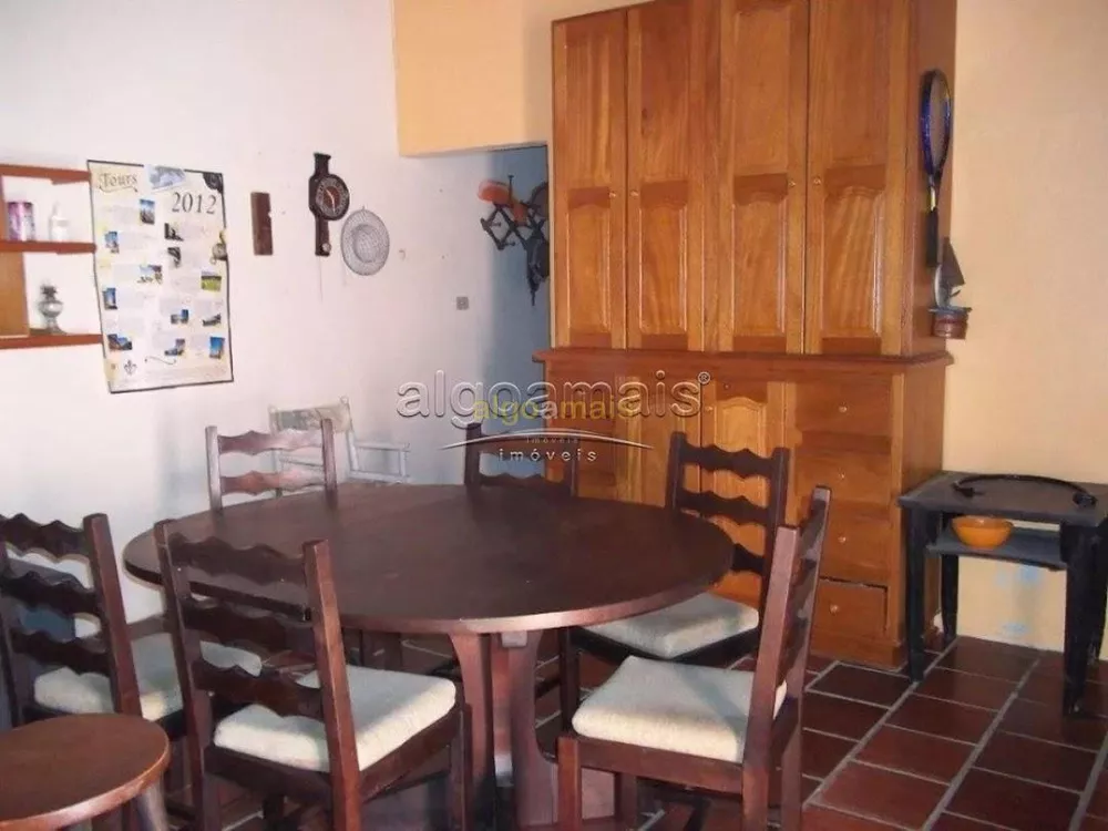 Casa, 3 quartos, 164 m² - Foto 2