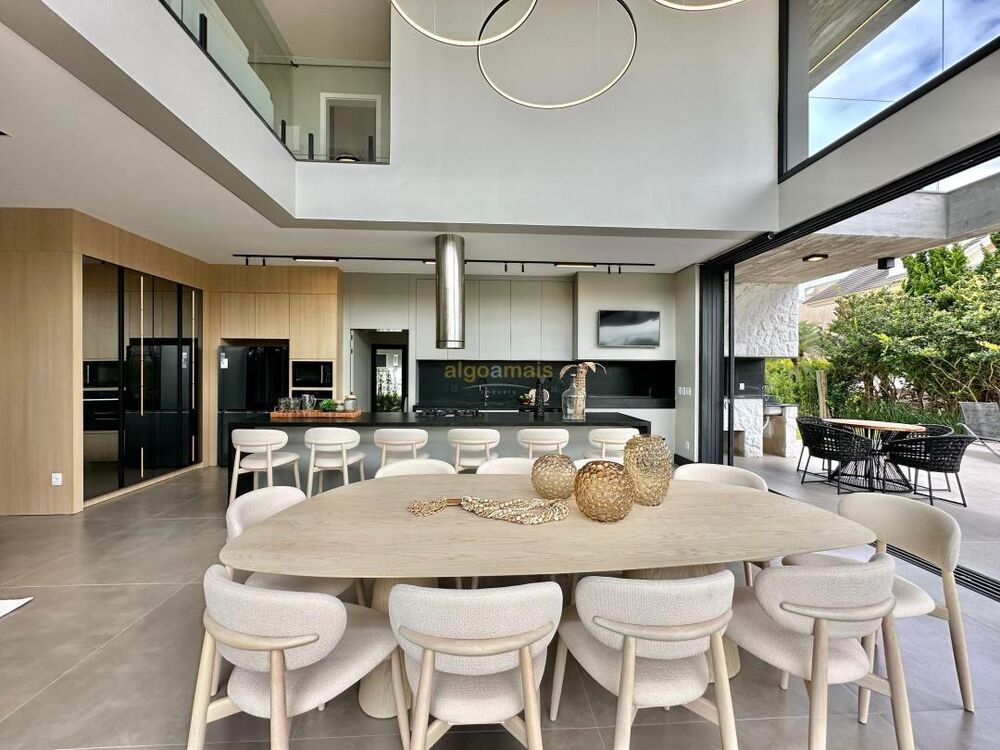 Casa, 5 quartos - Foto 1