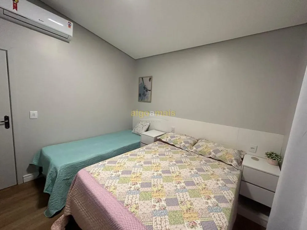 Casa, 4 quartos, 140 m² - Foto 1