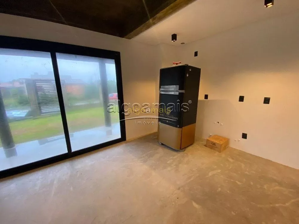 Casa, 4 quartos, 220 m² - Foto 11