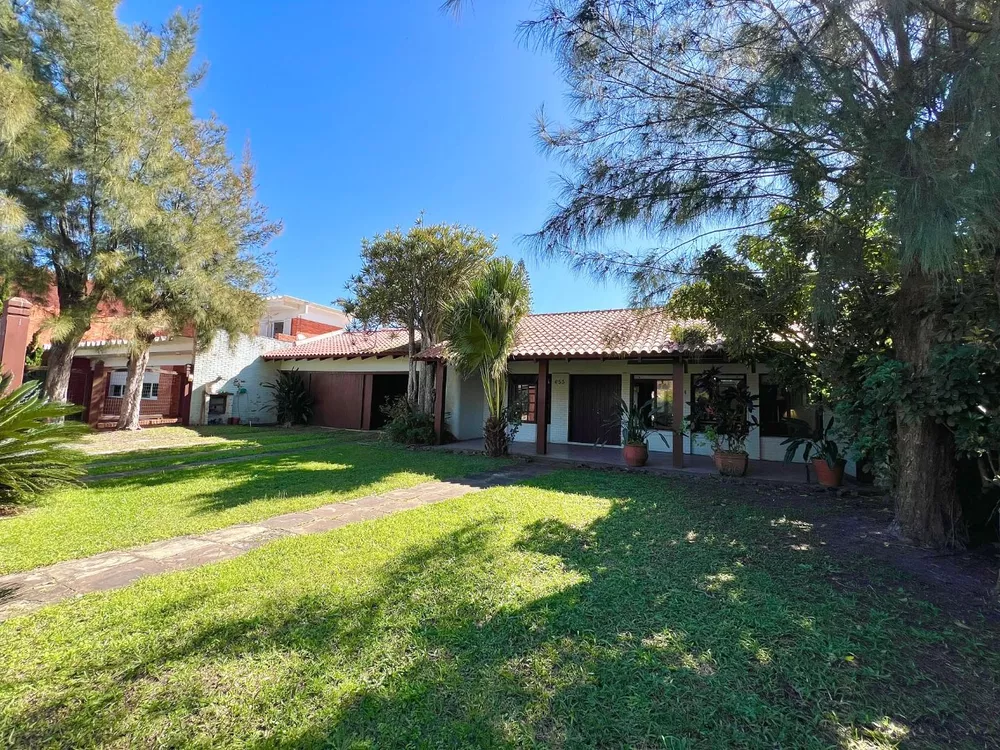 Casa, 3 quartos, 251 m² - Foto 2