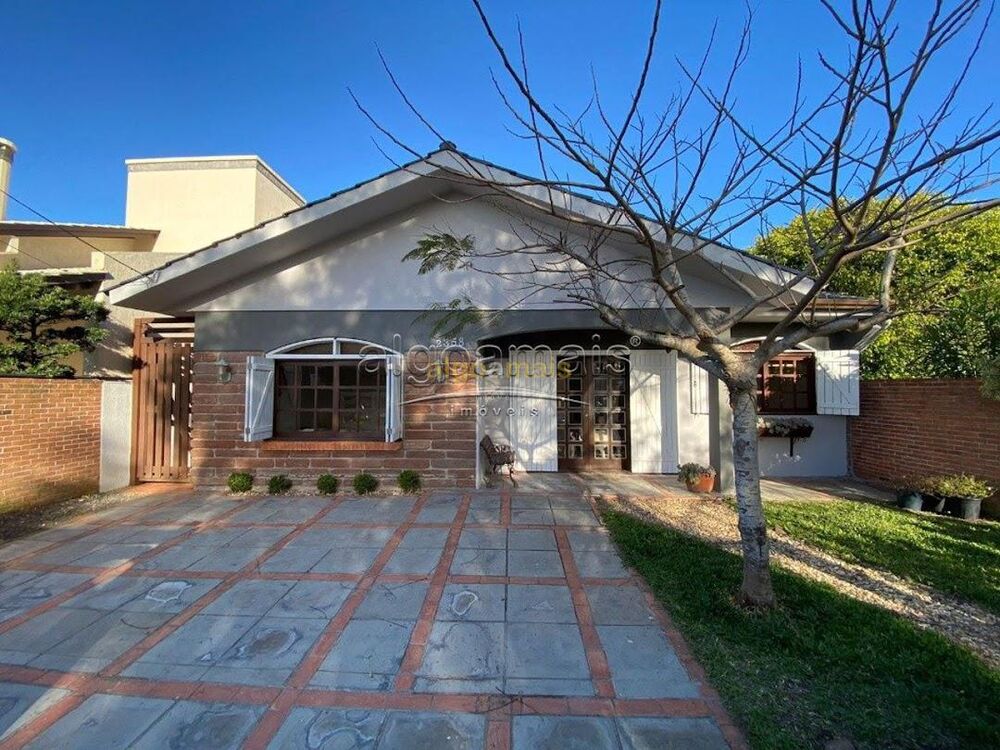 Casa, 3 quartos, 193 m² - Foto 1