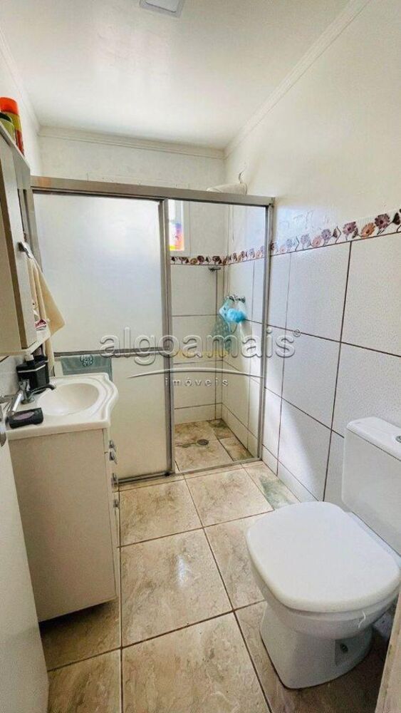 Casa à venda com 5 quartos, 180m² - Foto 8