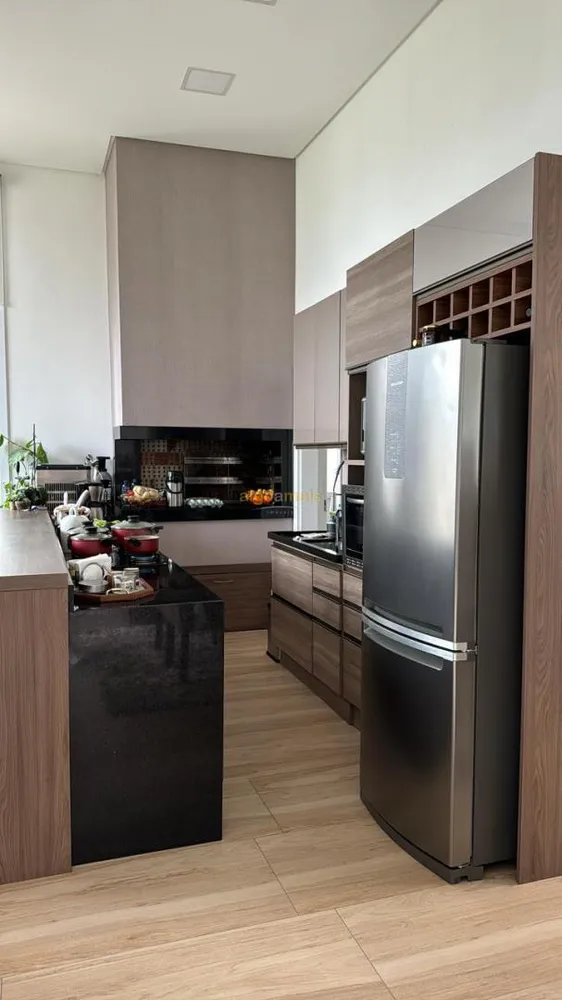 Apartamento, 3 quartos, 143 m² - Foto 4