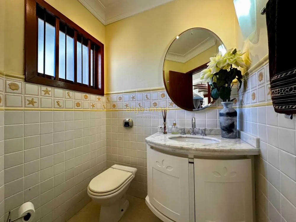 Casa, 4 quartos, 291 m² - Foto 2