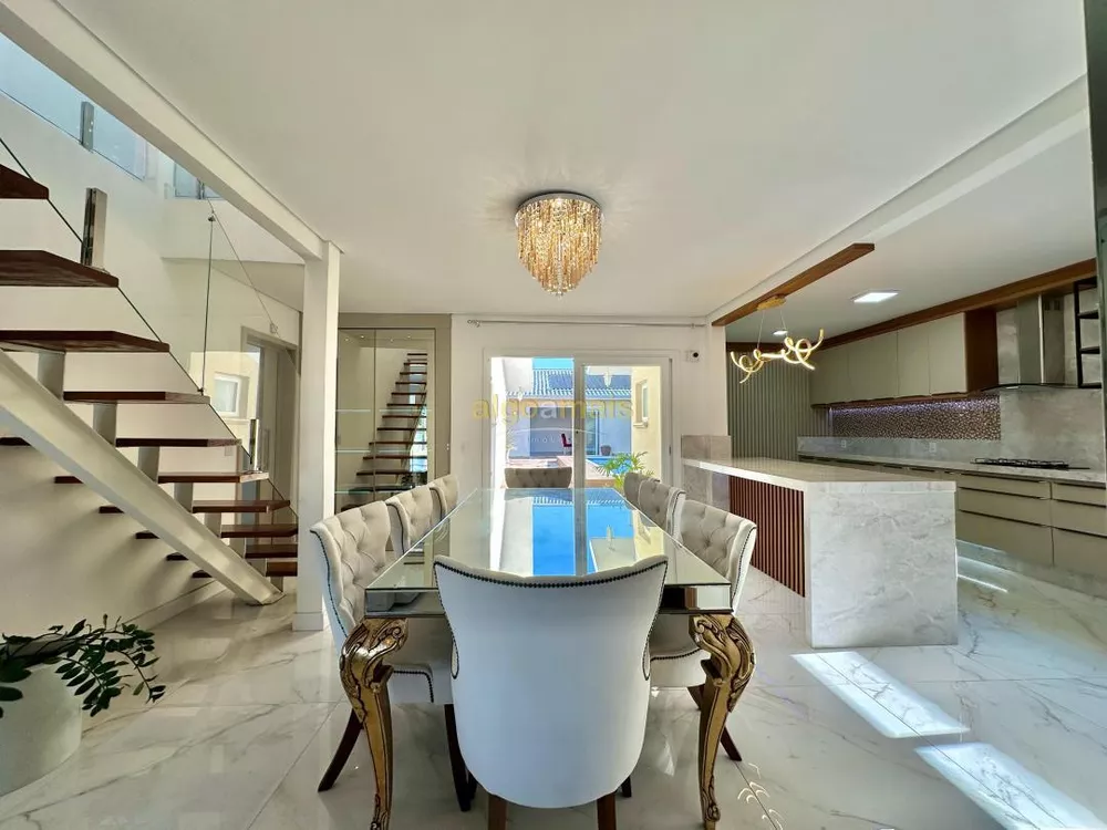 Casa, 3 quartos, 355 m² - Foto 3